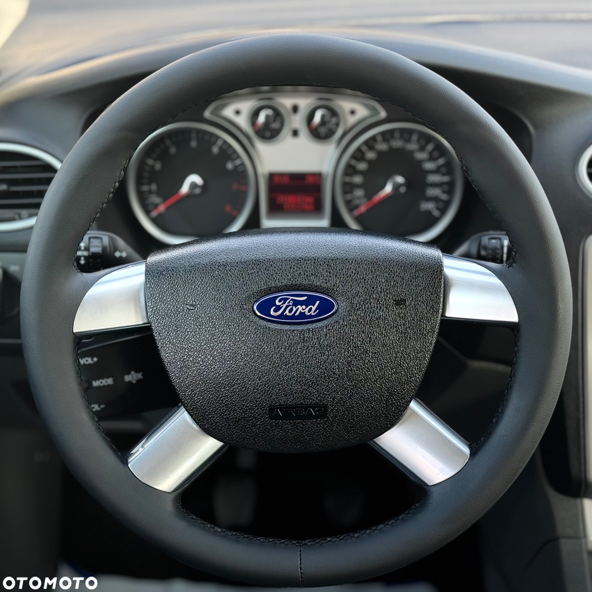 Ford Focus - 14