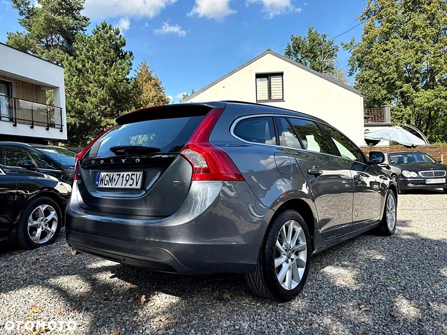 Volvo V60 D2 Drive-E Summum - 6