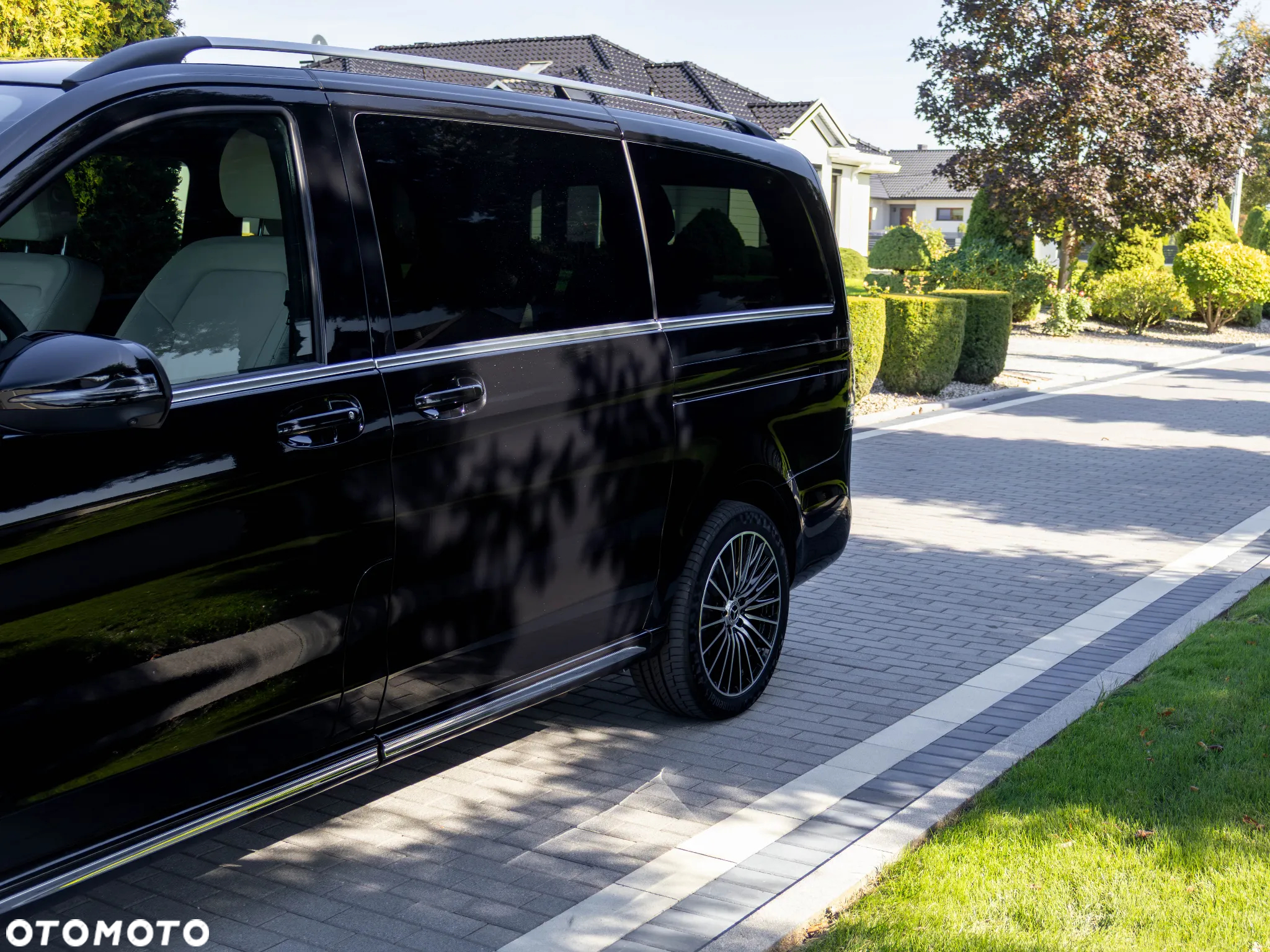 Mercedes-Benz Klasa V 300 d 4-Matic 9G-Tronic Exclusive (d³ugi) - 9