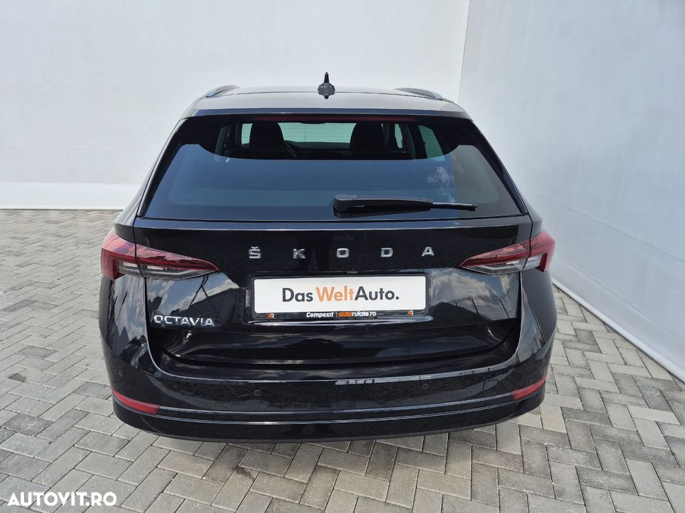 Skoda Octavia Combi 2.0 TDI DSG Style - 4