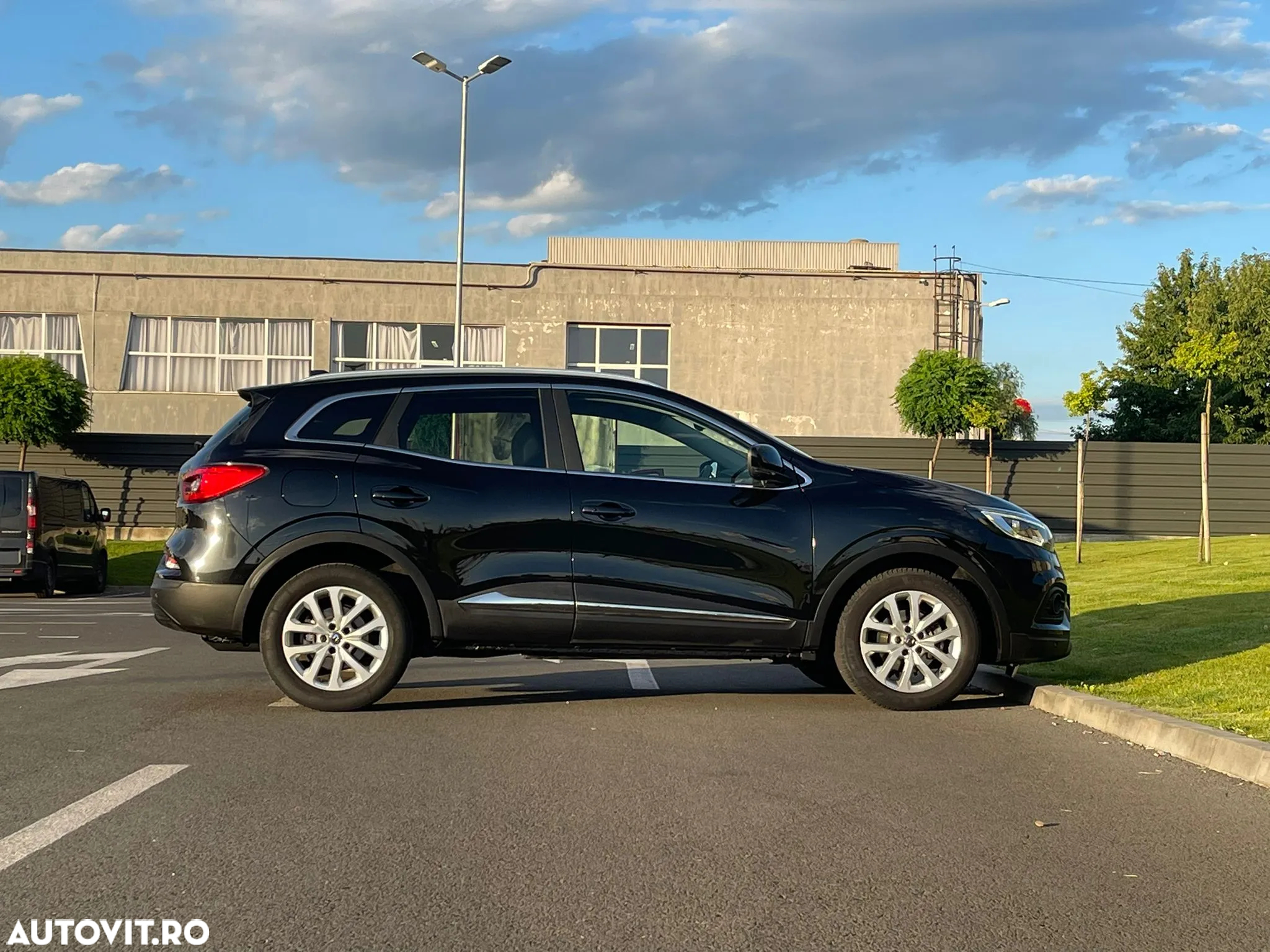 Renault Kadjar BLUE dCi 115 EDC ZEN - 22