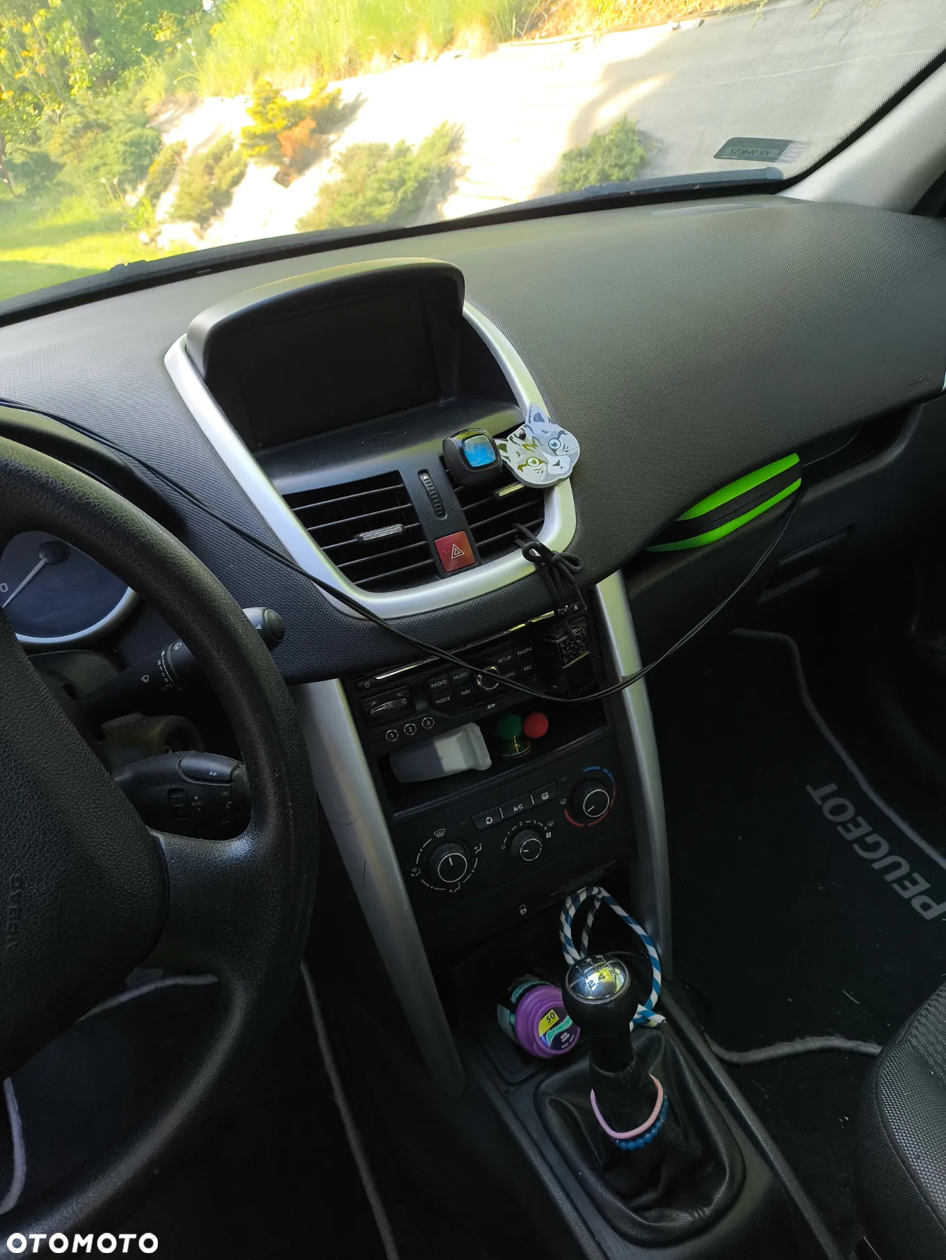 Peugeot 207 - 31