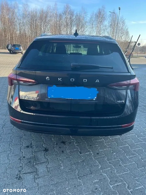 Skoda Octavia 2.0 TDI 4x4 Style DSG - 4