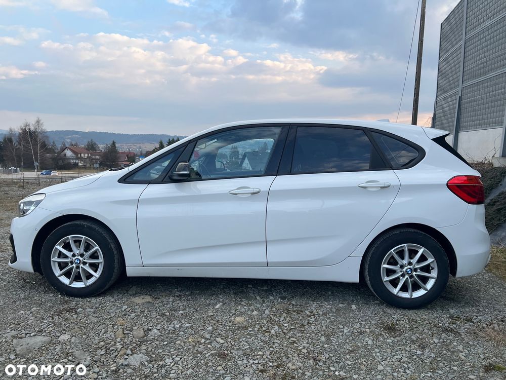 BMW Seria 2 216d Sport Line - 15