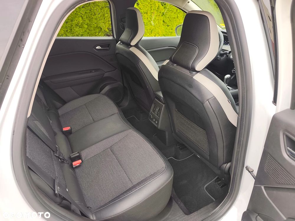Renault Captur 1.6 E-TECH Full Hybrid 145 Intens - 29