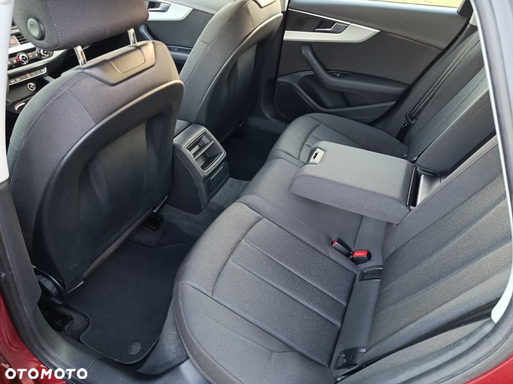 Audi A4 Avant 2.0 TFSI ultra S tronic sport - 8