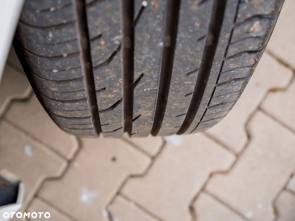 BMW Seria 1 - 36