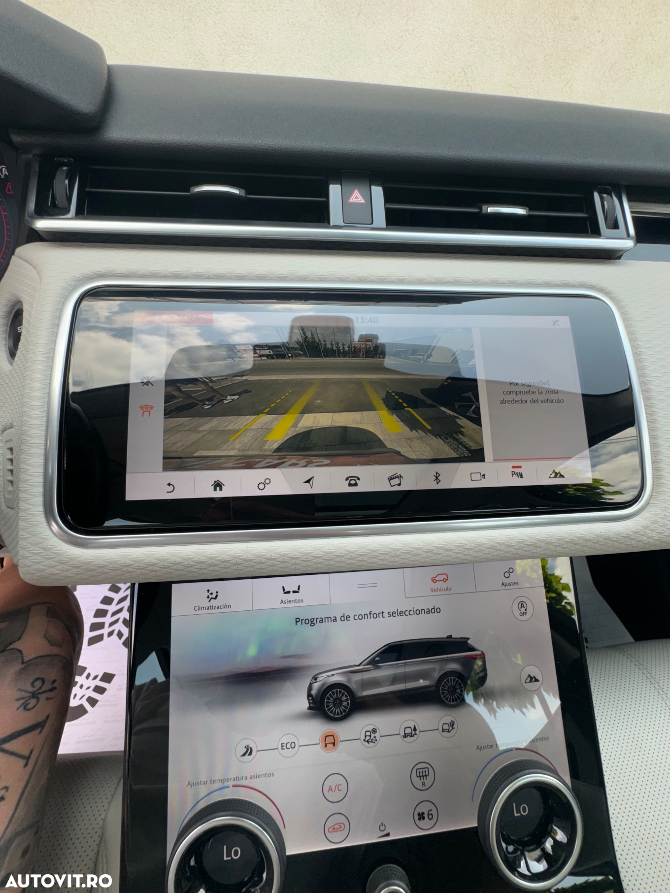 Land Rover Range Rover Velar 2.0 R-Dynamic S - 27