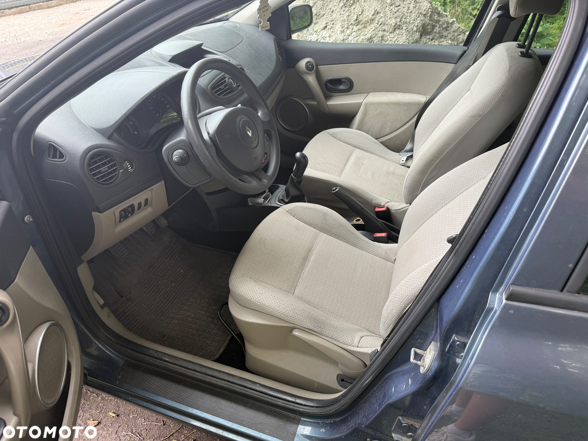 Renault Clio 1.5 dCi 85 FAP Dynamique - 9