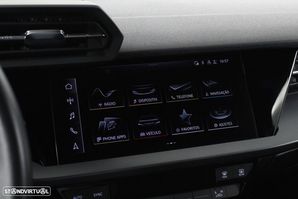 Audi A3 Limousine 30 TFSI Advanced S tronic - 30