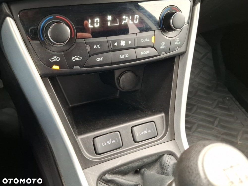 Suzuki SX4 S-Cross 1.6 Premium 4WD - 21