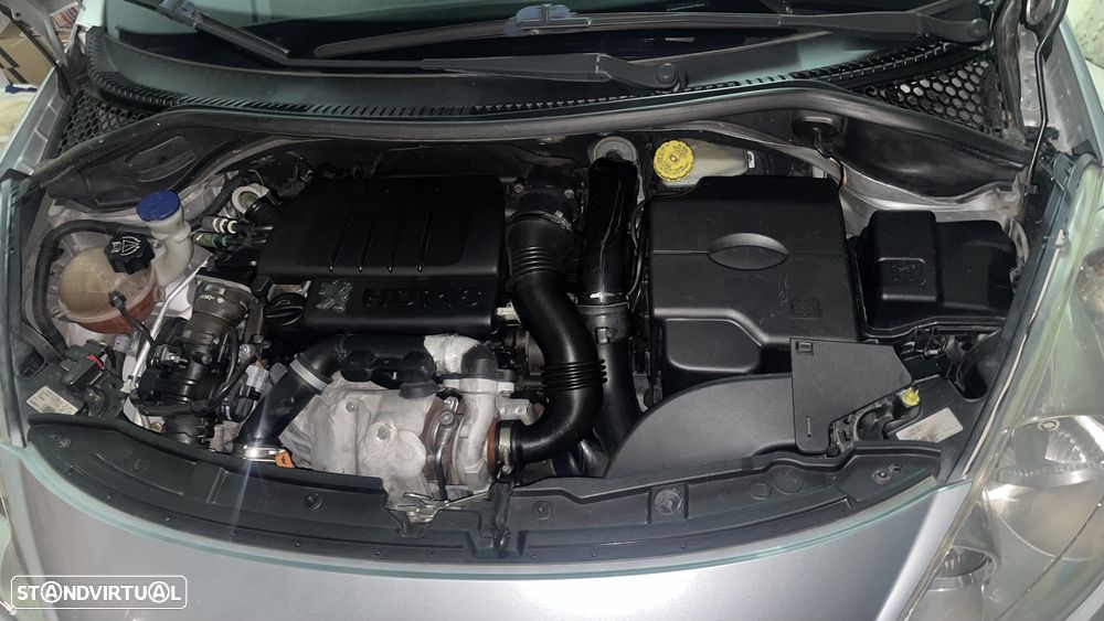 Peugeot 207 SW 1.6 HDi Sport - 24