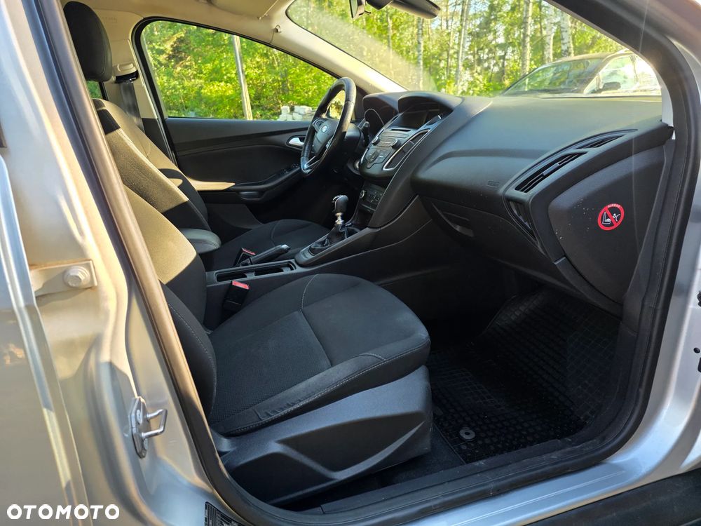 Ford Focus 1.5 TDCi Trend Sport - 12