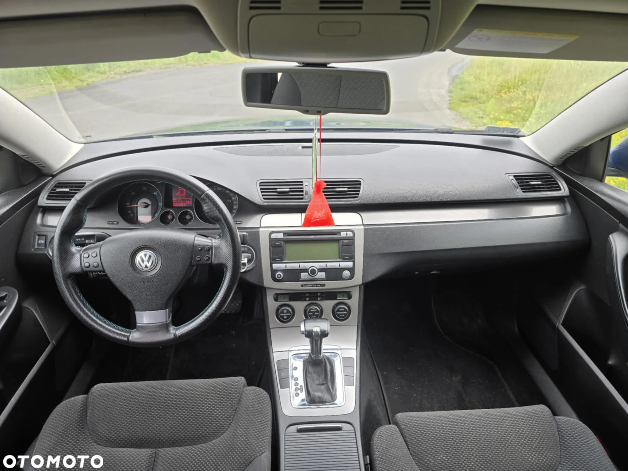 Volkswagen Passat 2.0 TDI Comfortline DSG - 5