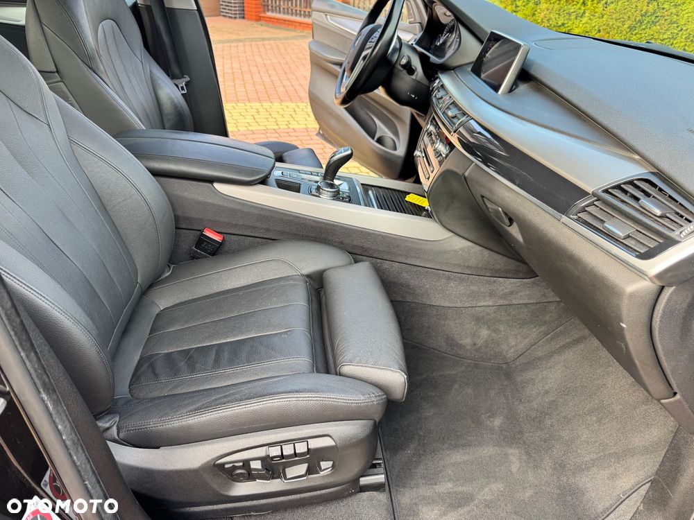 BMW X5 xDrive40d - 36