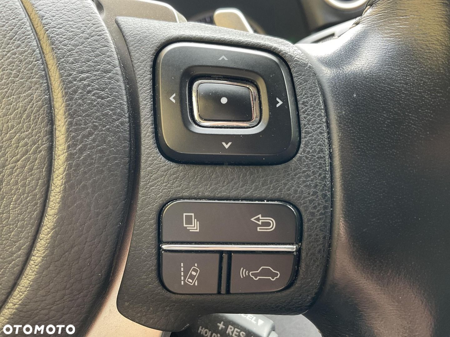 Lexus NX 300h F Impression AWD - 23