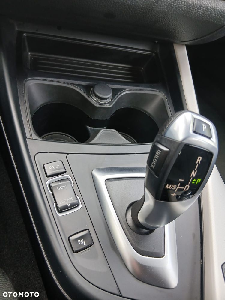 BMW Seria 1 120d xDrive Sport-Aut Advantage - 25