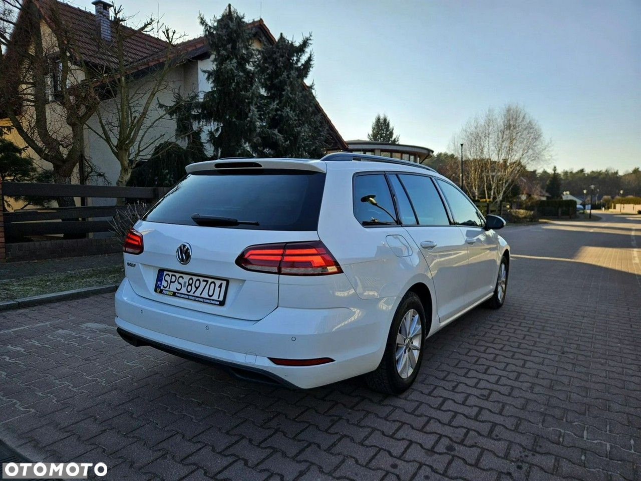 Volkswagen Golf VII 1.6 TDI BMT Comfortline - 3
