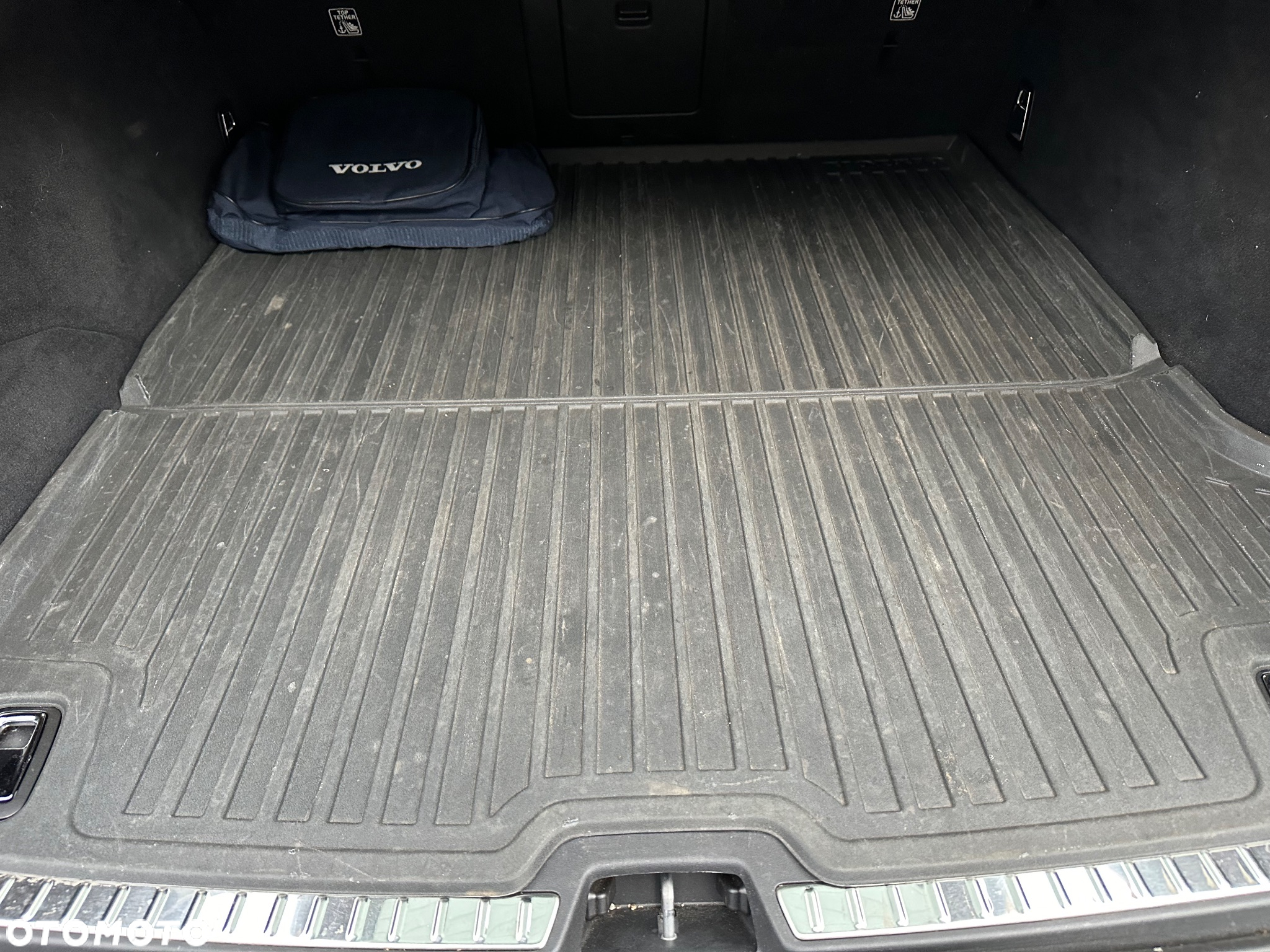 Volvo V90 D5 SCR AWD Momentum Pro - 13