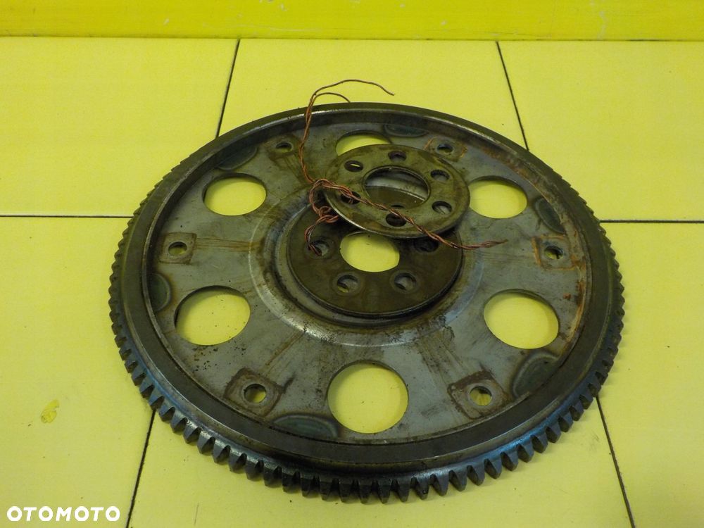 TOYOTA AYGO II 108 C1 1.0 VVTI 22r 72KM 1KR-FE kolo zamachowe AUT - 12