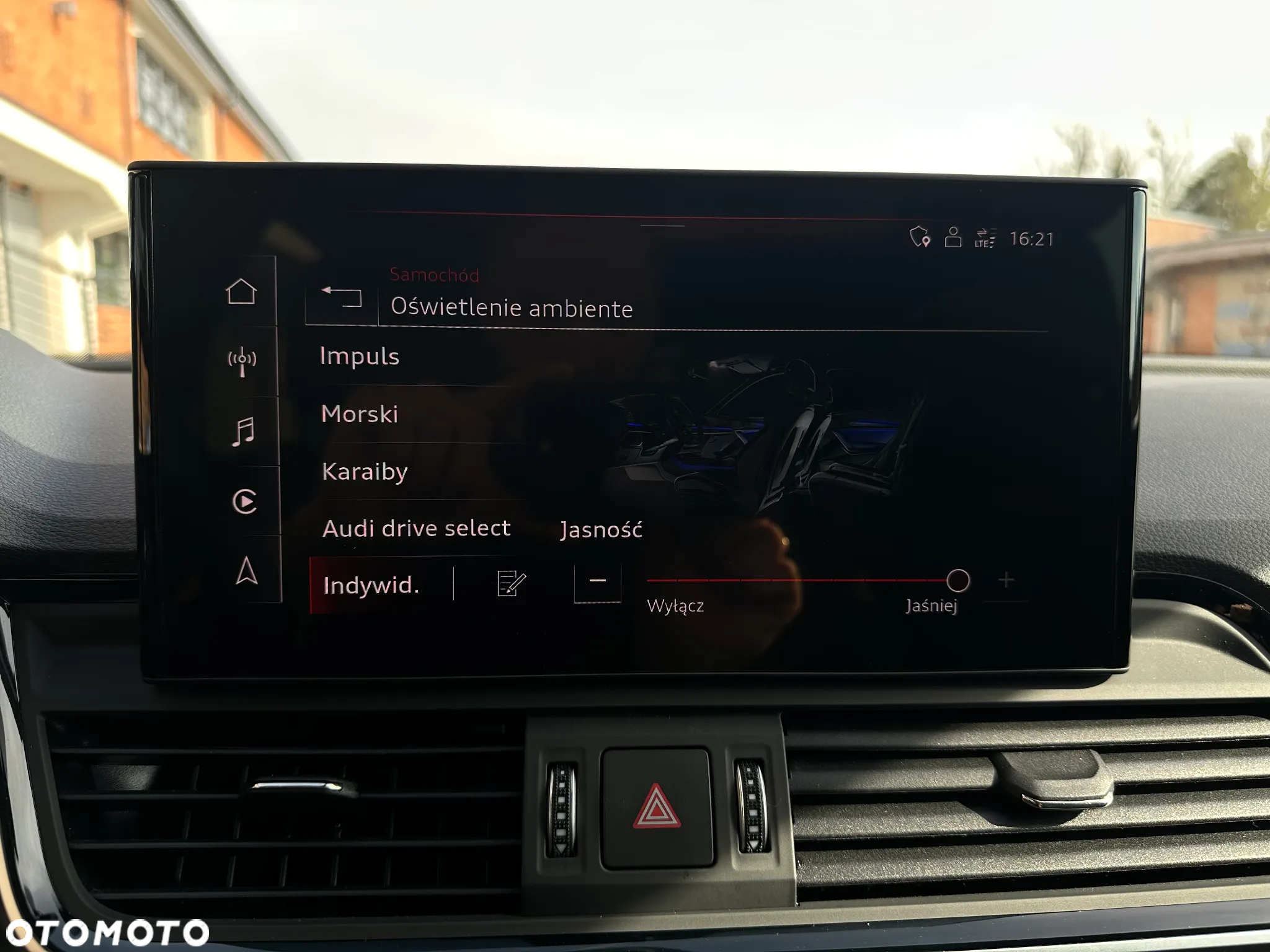 Audi Q5 55 TFSIe quattro S tronic S line - 21