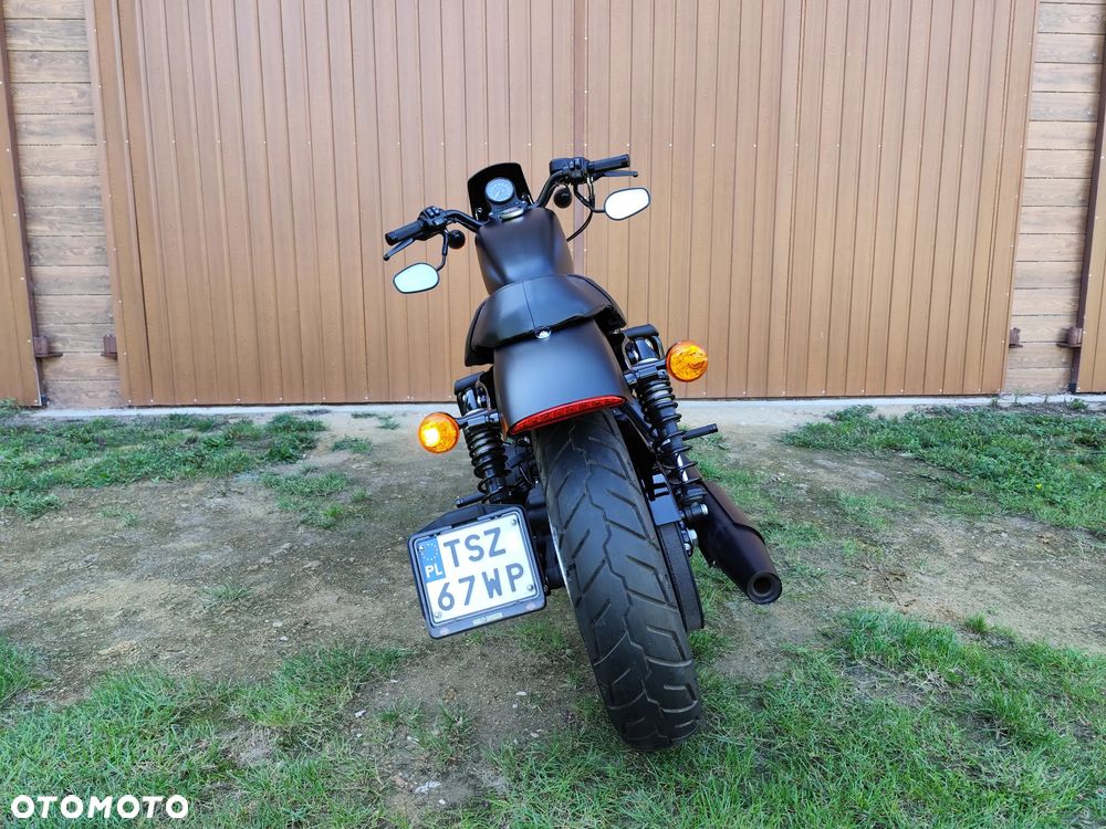 Harley-Davidson Sportster Iron 883 - 11