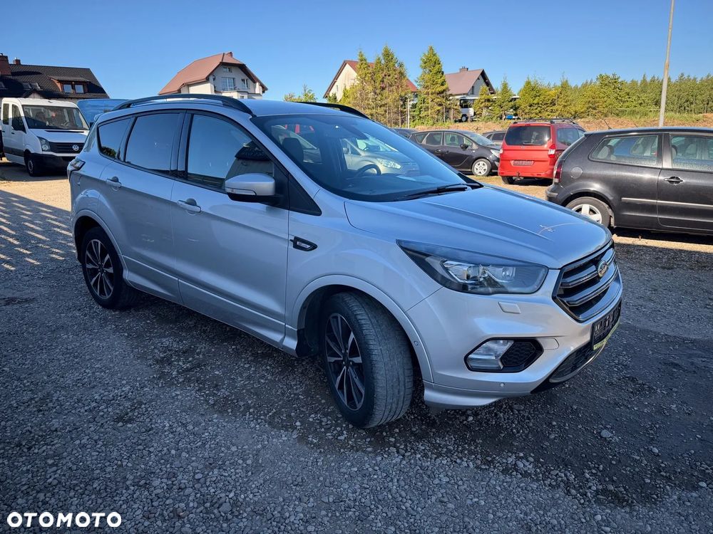 Ford Kuga 2.0 TDCi 4x4 ST-Line - 14