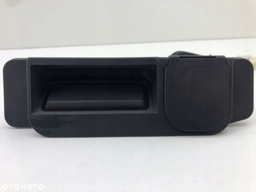 MERCEDES W205 PRZYCISK KLAPY KAMERA COFANIA A2227500893 - 2