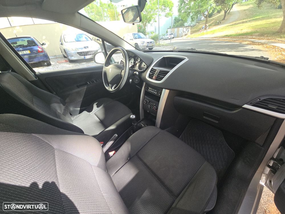 Peugeot 207 SW 1.4 Urban - 25