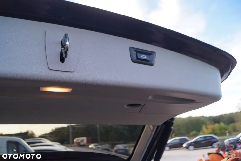 BMW Seria 3 - 27