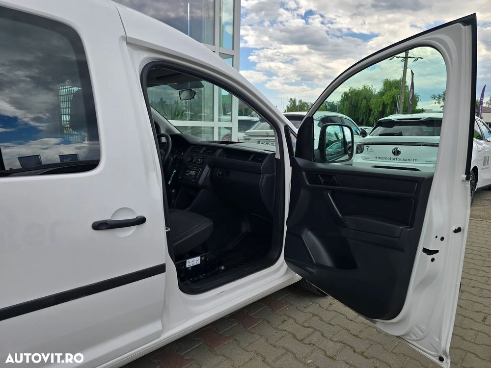 Volkswagen Caddy Maxi - 10