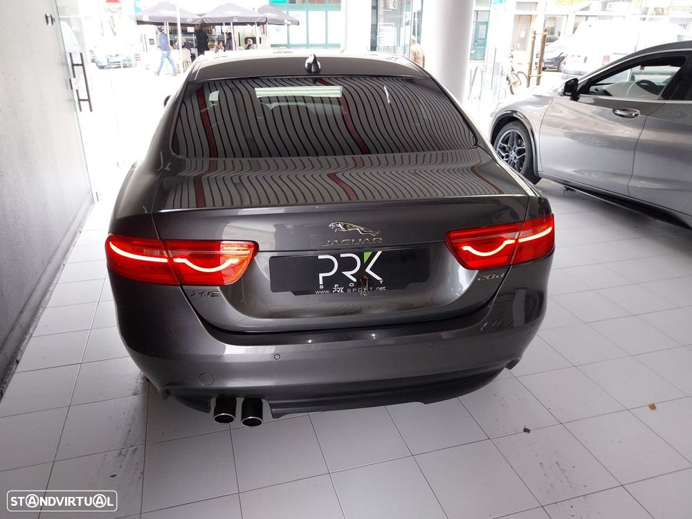 Jaguar XE 2.0 D R-Sport Aut. - 5