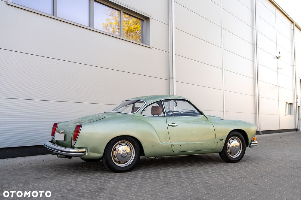Volkswagen Karmann Ghia - 3