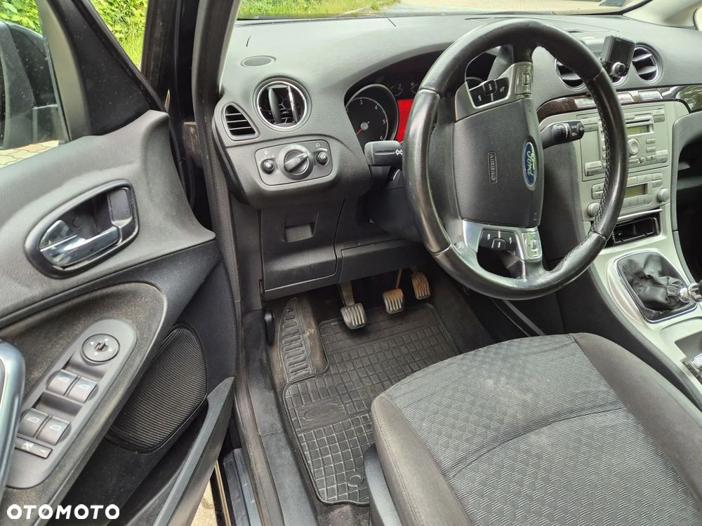 Ford Galaxy 2.0 TDCi Ghia - 10