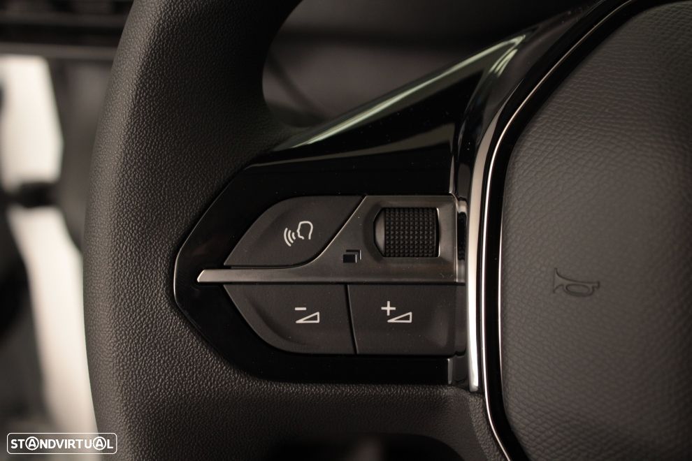 Peugeot Partner  Premium Standard 1.5 Bluehdi - 25