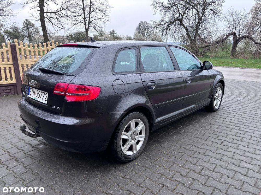 Audi A3 Sportback - 9