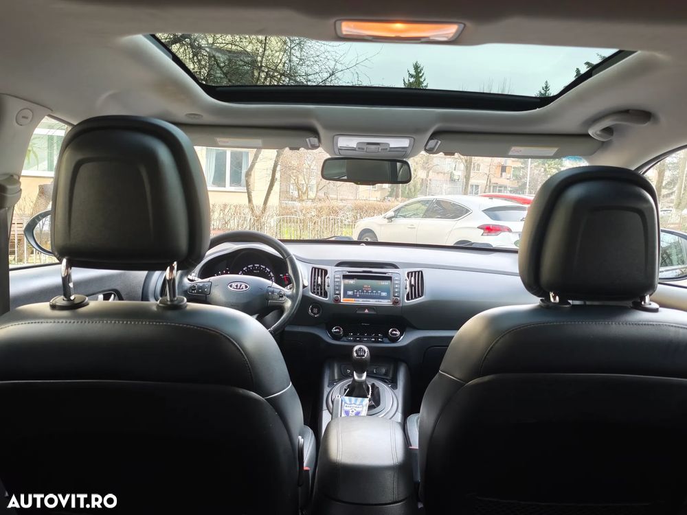 Kia Sportage 2,0 CRDI AWD Dream-Team Edition - 6