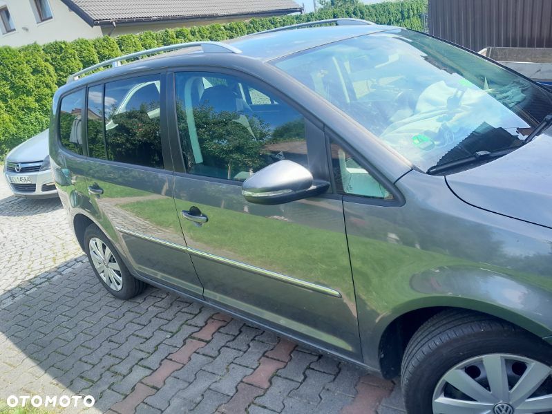 Volkswagen Touran 2.0 TDI DPF DSG Highline - 2