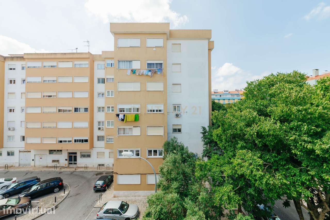 Apartamento T2 em Linda-a-Velha - Grande imagem: 5/24