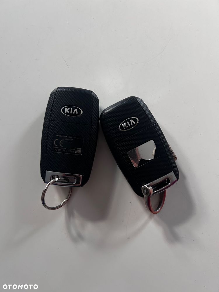 Kia Rio 1.4 Business Line Plus - 19