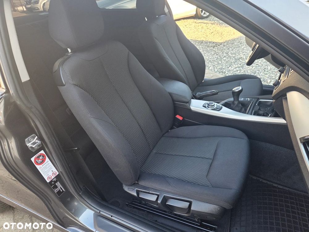 BMW Seria 2 - 27