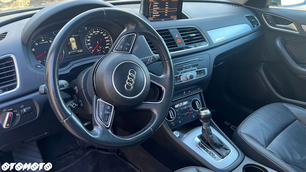 Audi Q3 2.0 TFSI Quattro S tronic design - 14