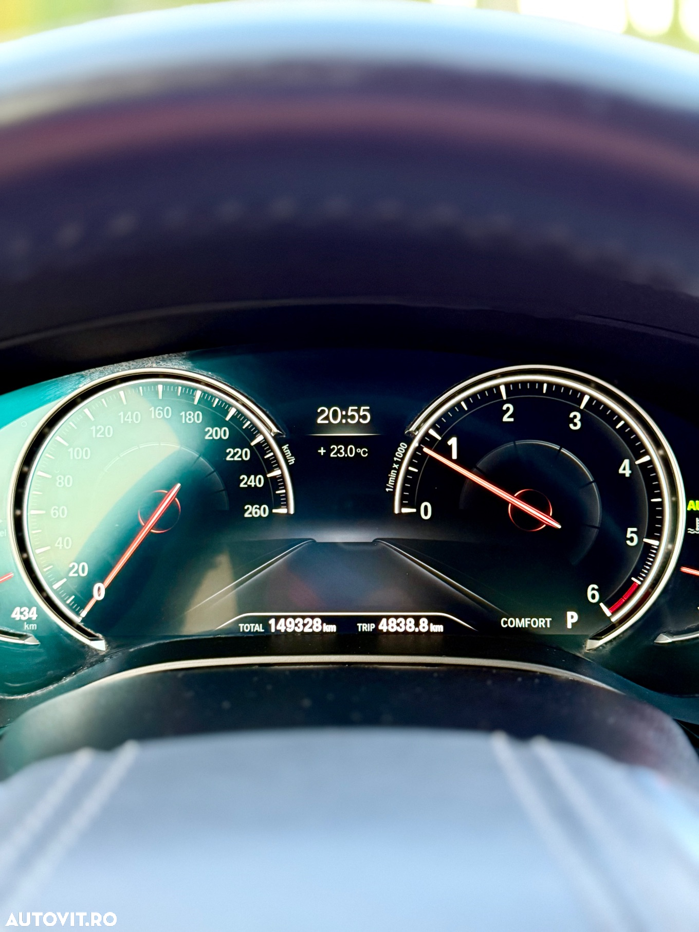 BMW Seria 5 520d xDrive AT - 15