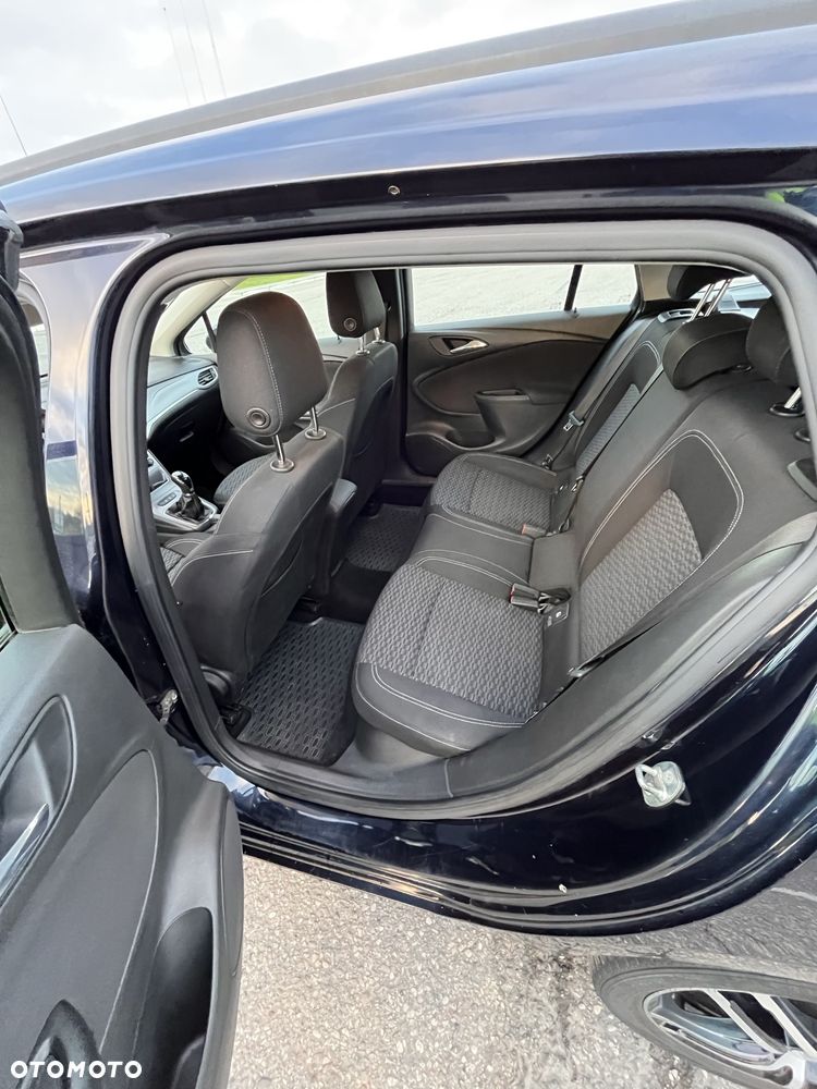 Opel Astra 2017 photo 4