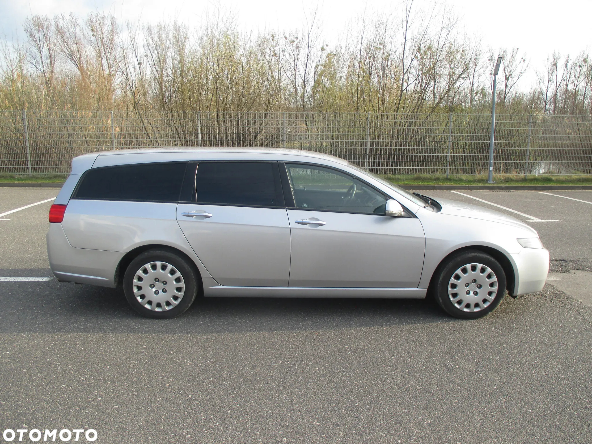 Honda Accord 2.0 Comfort - 2