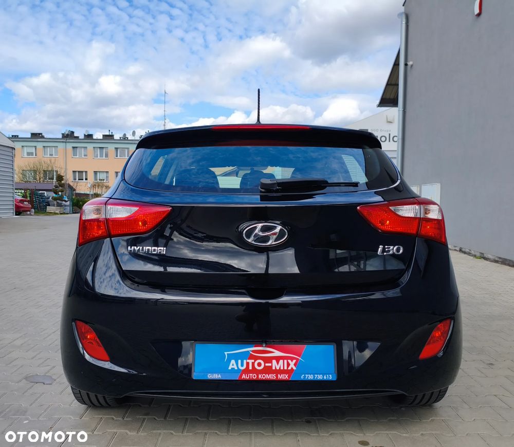 Hyundai i30 blue 1.4 Classic Navigation - 6