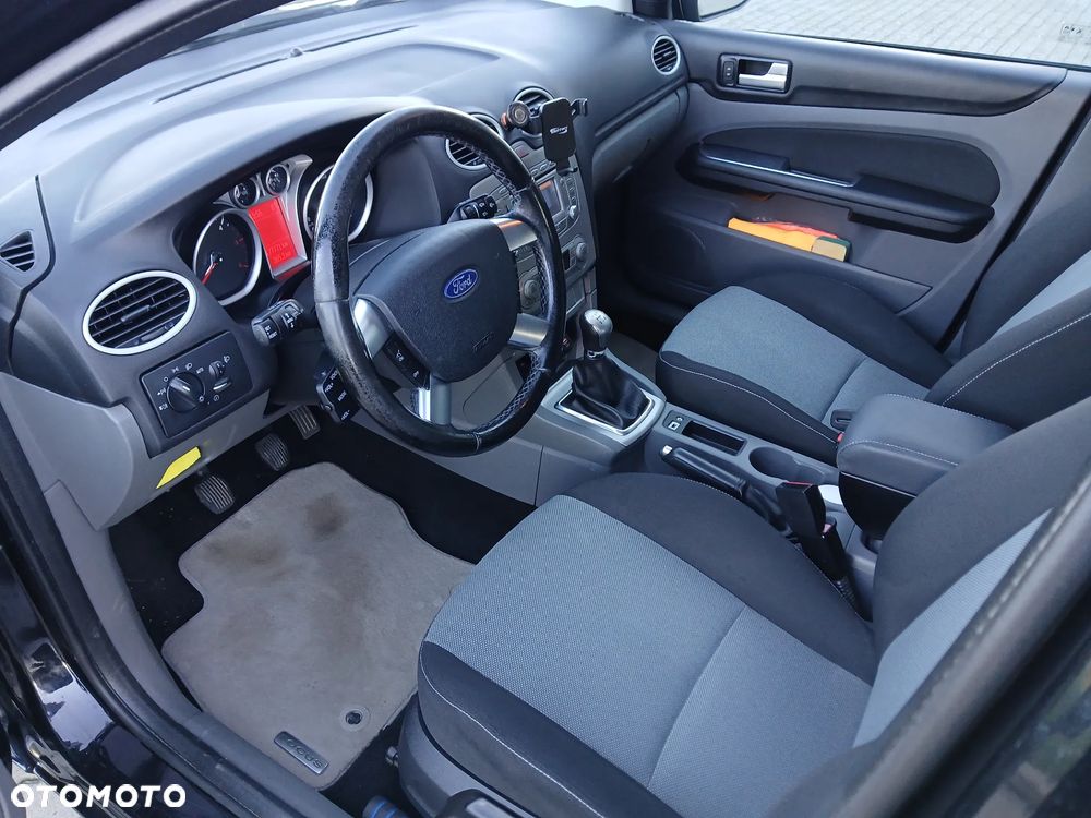 Ford Focus 1.6 TDCi Trend DPF - 11