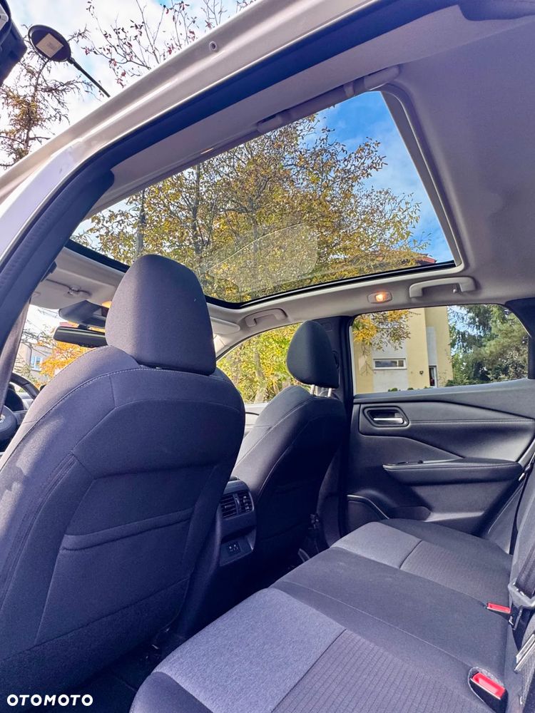 Nissan Qashqai 1.3 DIG-T N-Connecta DCT - 12