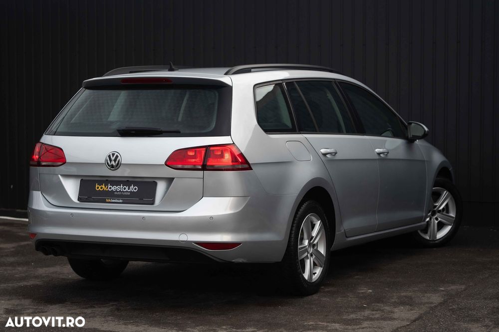 Volkswagen Golf 2.0 TDI DPF BMT Comfortline - 7