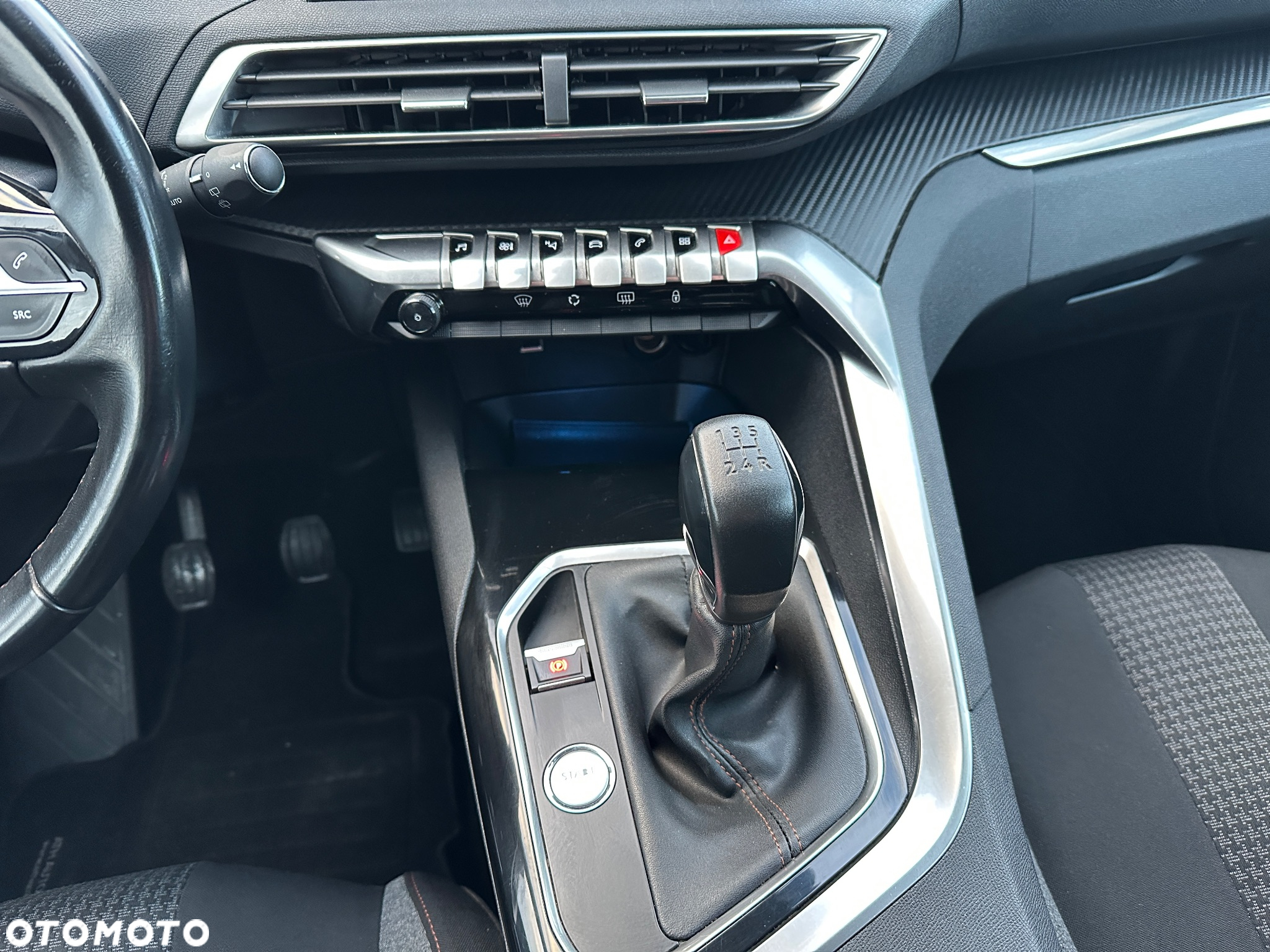 Peugeot 3008 HDi FAP 110 Premium - 17